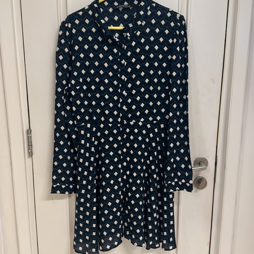 NWOT Zara Shirt dress with long sleeves in a smart , eye catching pattern! UK L! - Picture 5 of 13